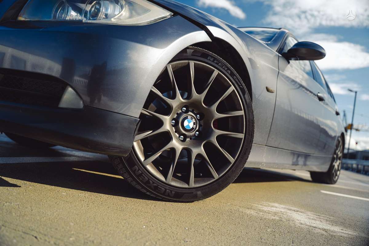 BMW 320, 2.0 l., Универсал