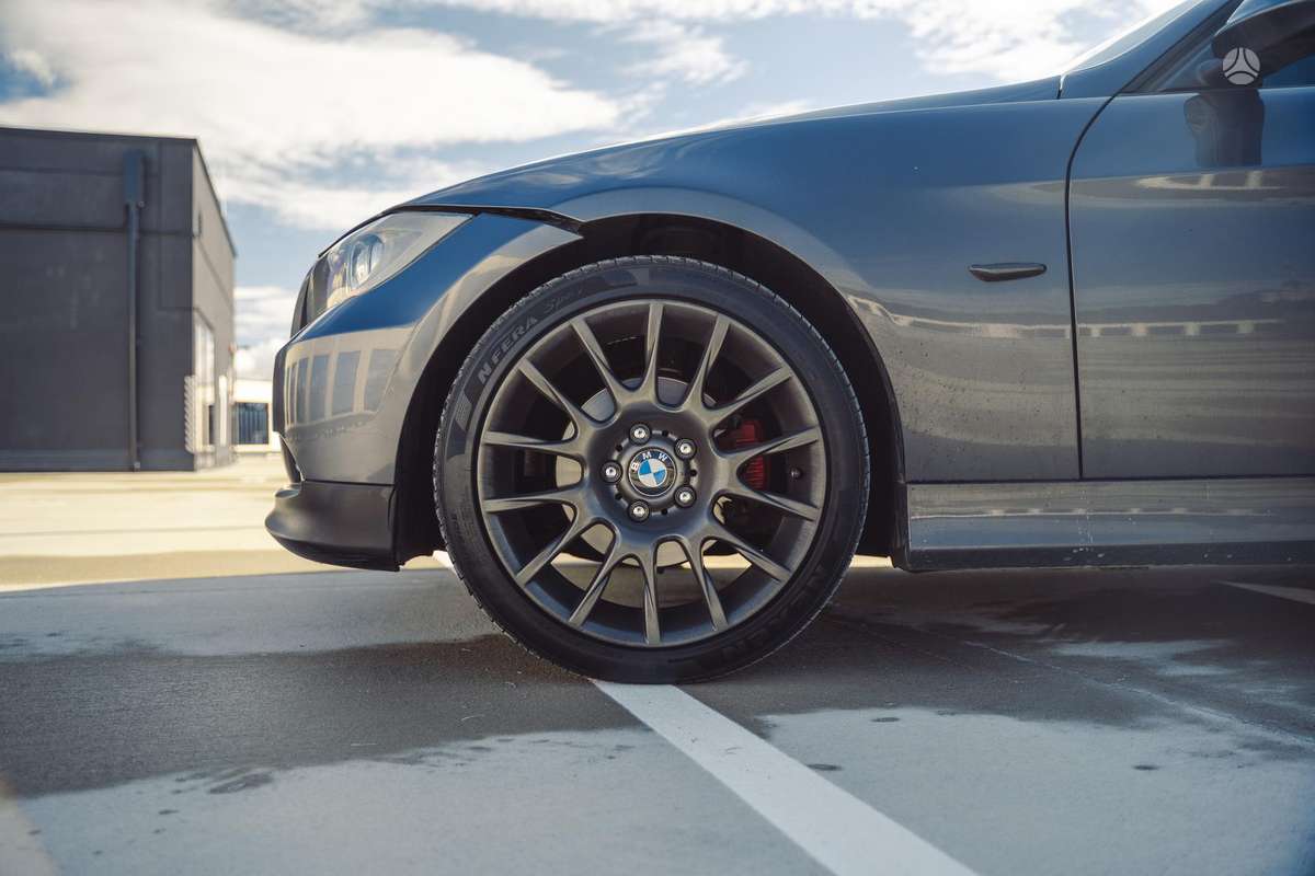 BMW 320, 2.0 l., Универсал