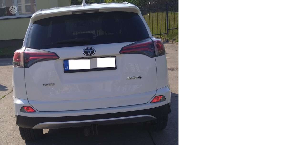 Toyota RAV4 - 3