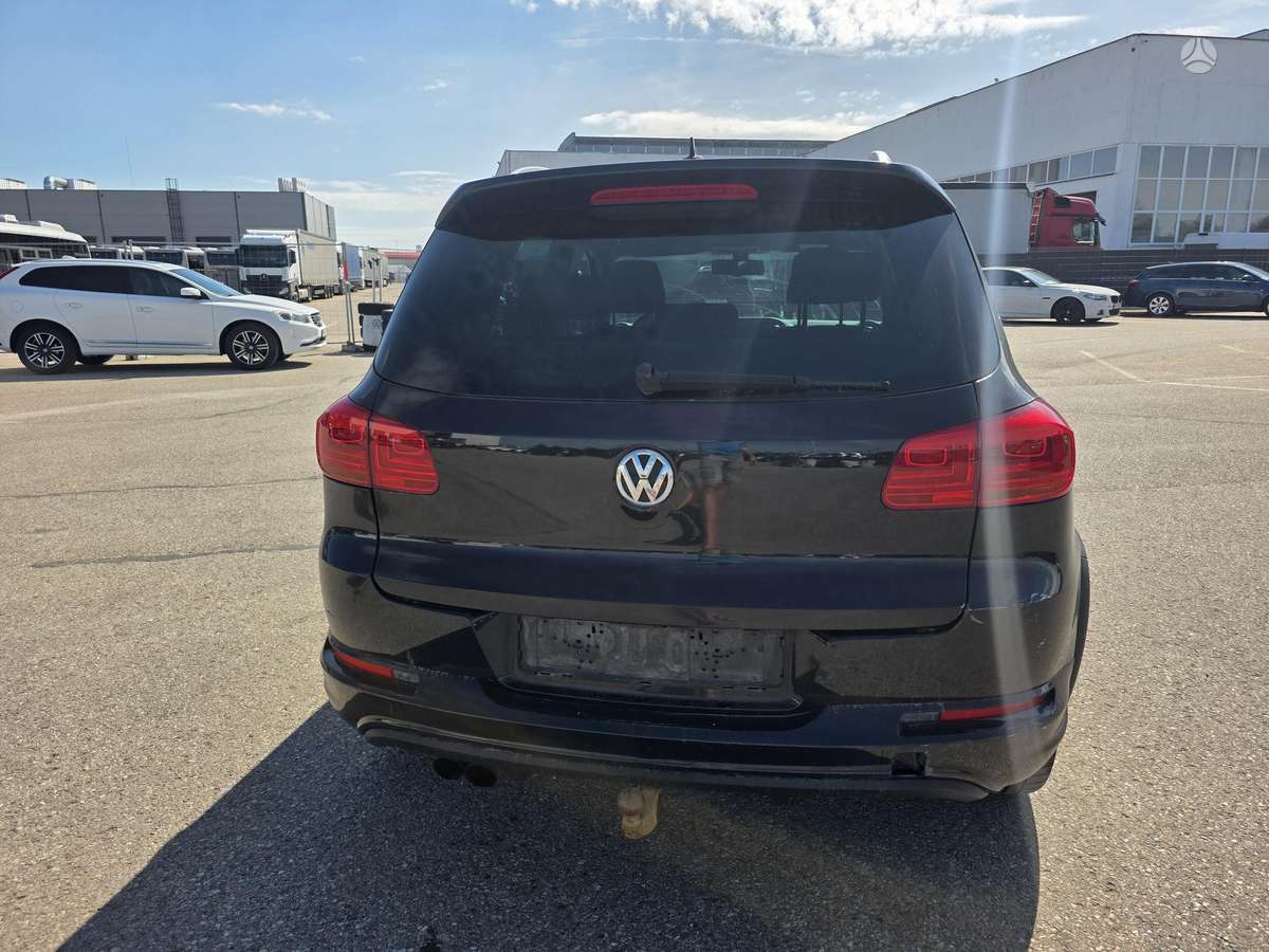 Volkswagen Tiguan - 7