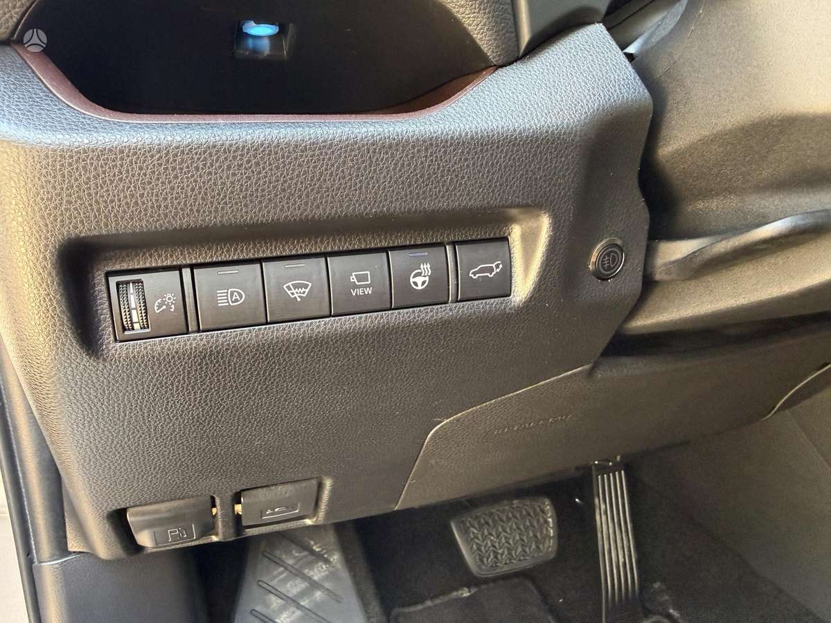 Toyota RAV4 - 12
