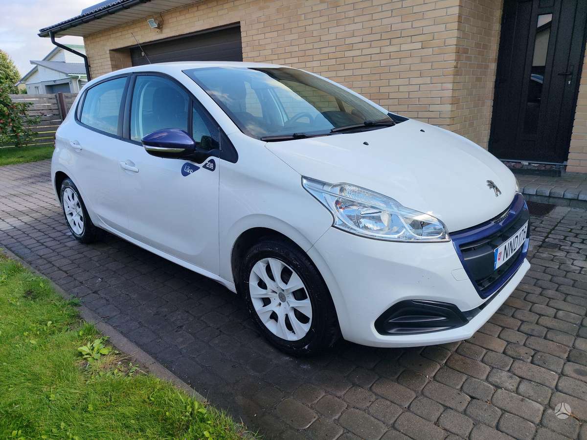 Peugeot 208 - 9