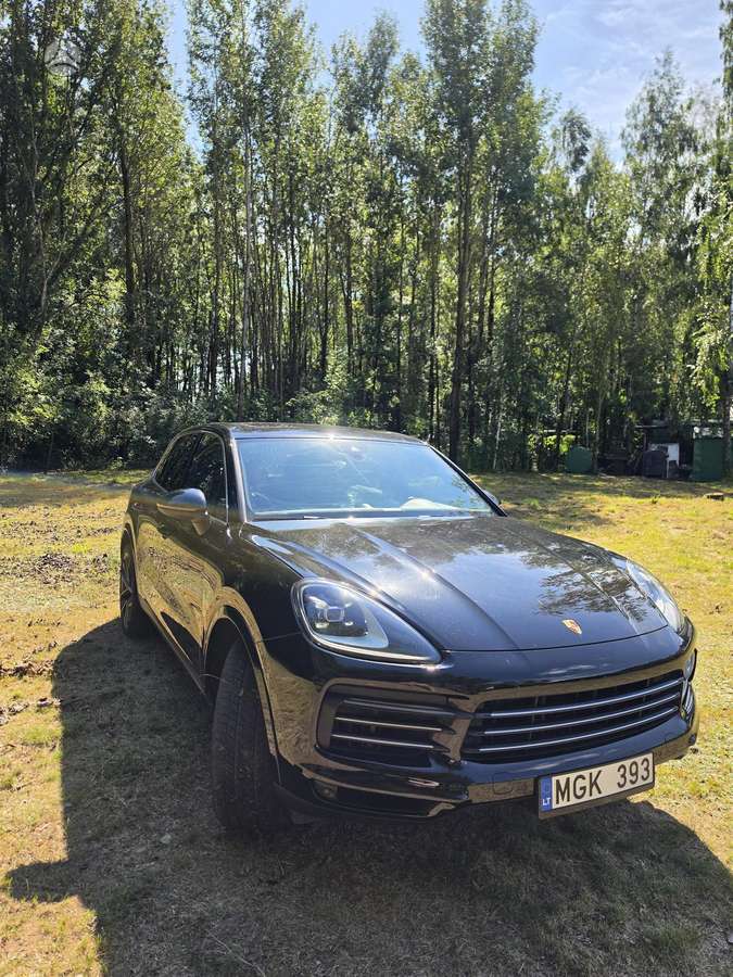Porsche Cayenne - 2