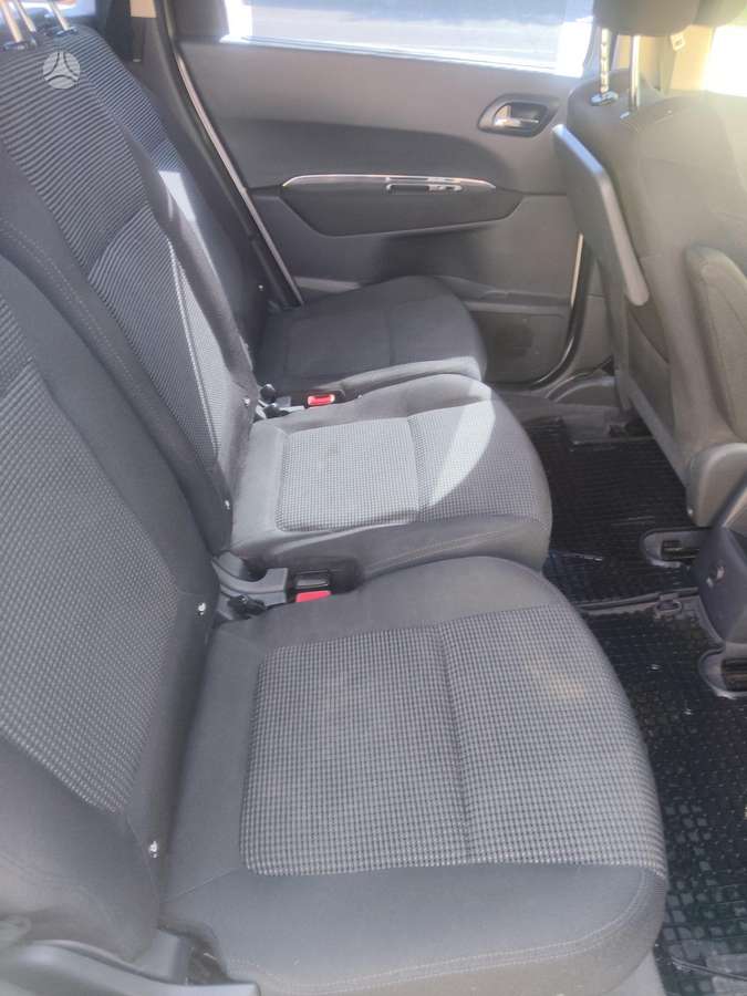 Peugeot 5008, 2.0 l., Минивэн