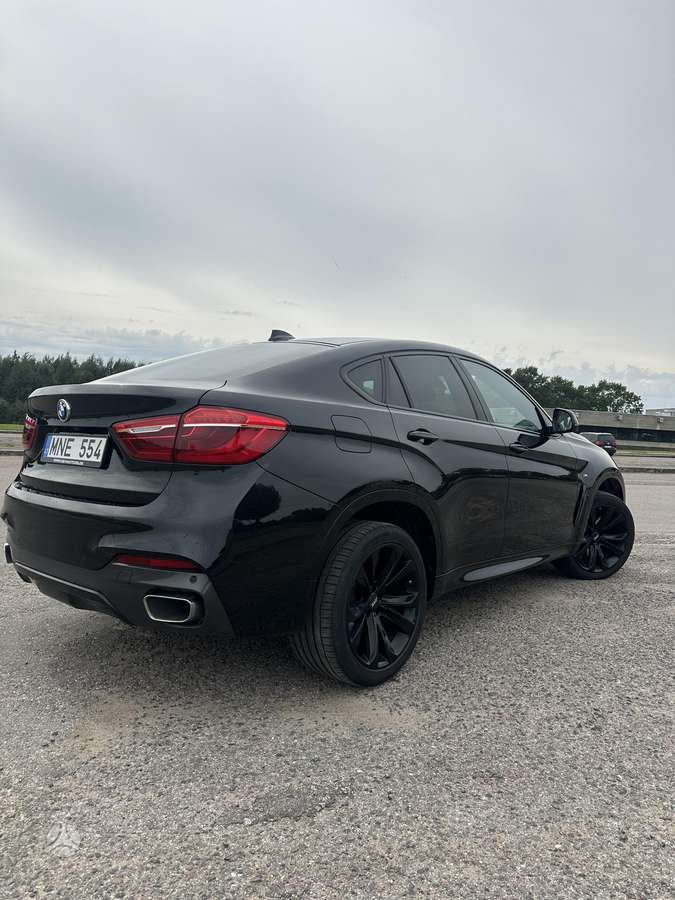 BMW X6, Внедорожник / Кроссовер