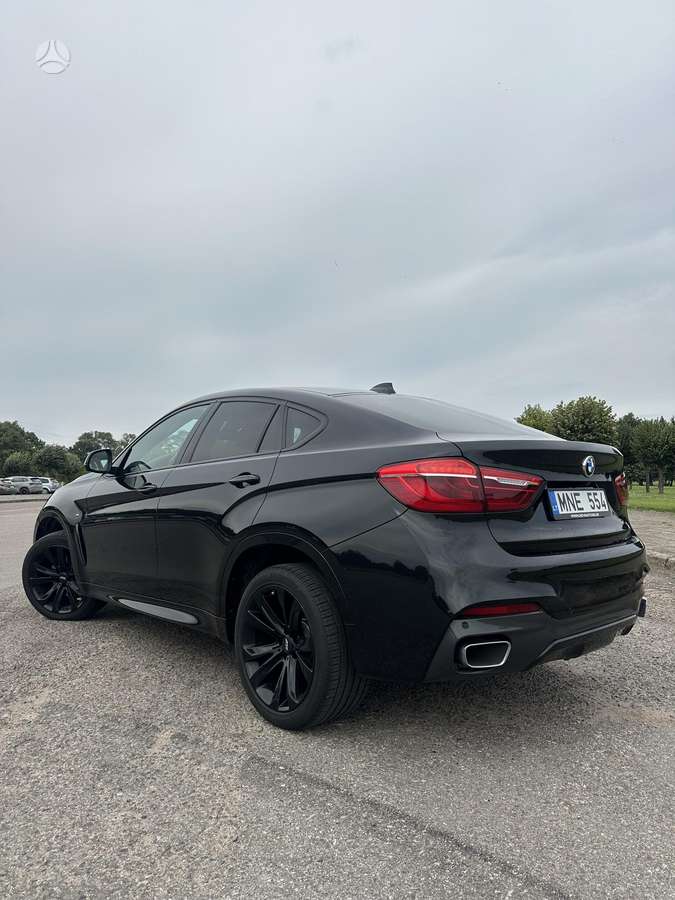 BMW X6, Внедорожник / Кроссовер