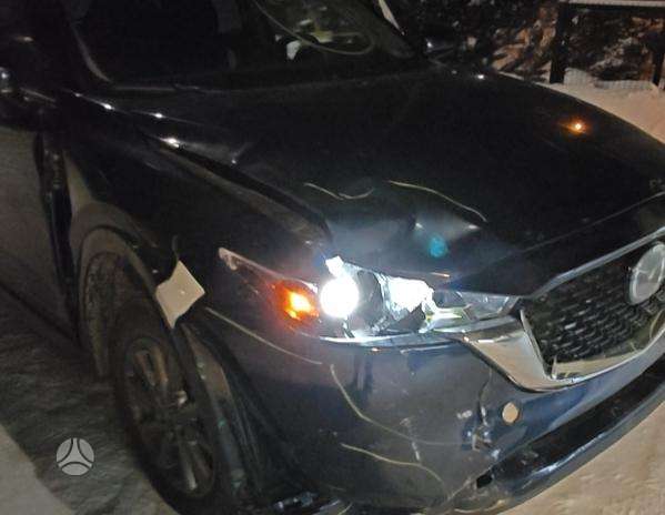Mazda CX-5 fenders, lights