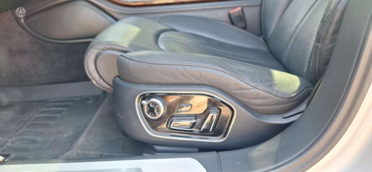 Audi A8, 4.2 l., saloon / sedan