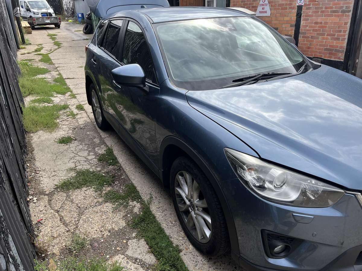 Mazda CX-5, 2.2 l., Внедорожник / Кроссовер