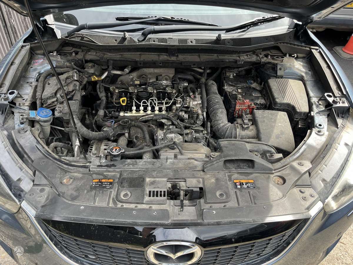Mazda CX-5, 2.2 l., Внедорожник / Кроссовер