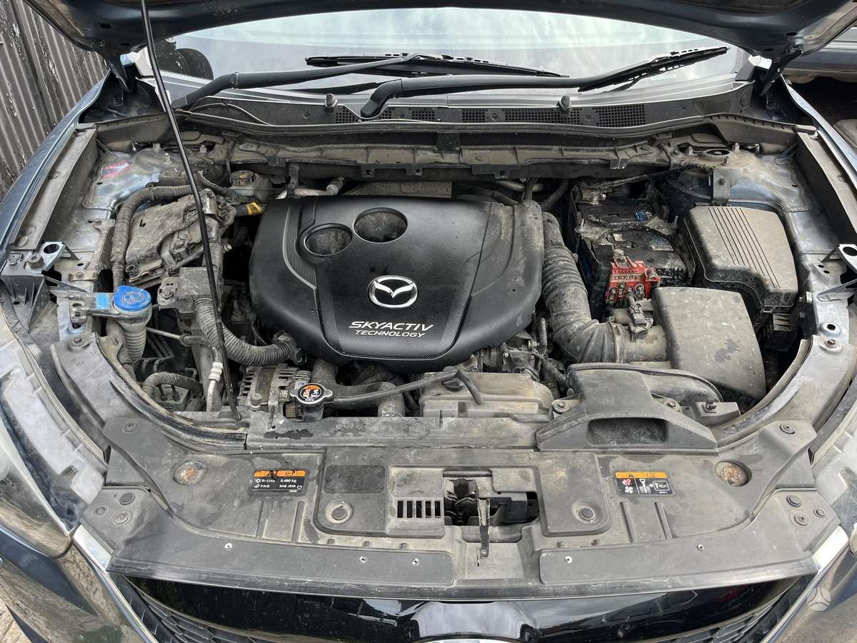 Mazda CX-5, 2.2 l., off-road / crossover