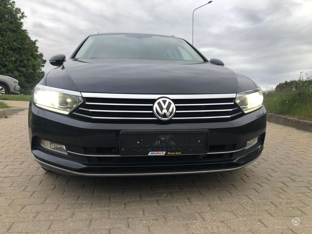 Volkswagen Passat - 2