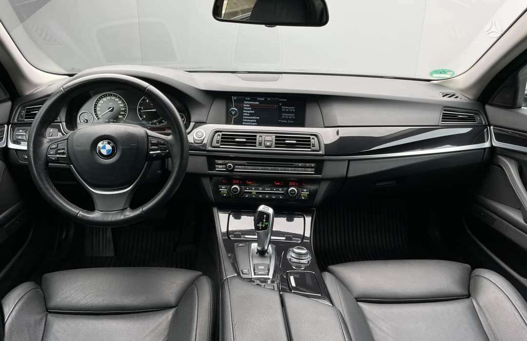 BMW 535, 3.0 l., Седан