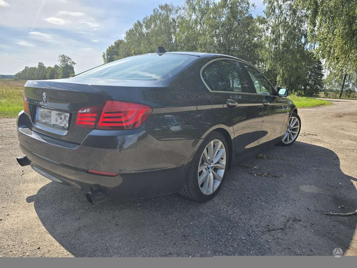 BMW 535, 3.0 l., Седан