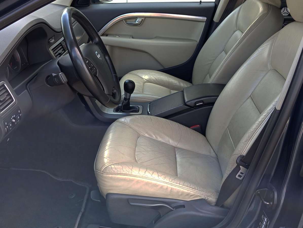 Volvo V70, 2.4 l., Универсал
