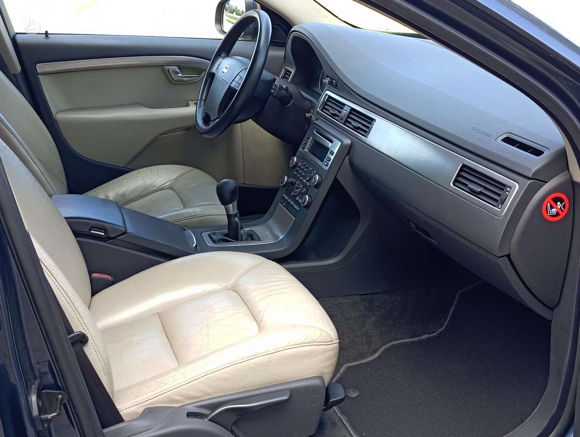 Volvo V70, 2.4 l., Универсал