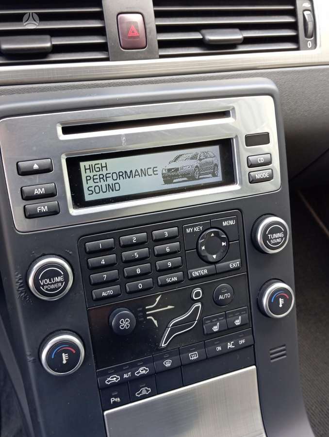 Volvo V70, 2.4 l., Универсал