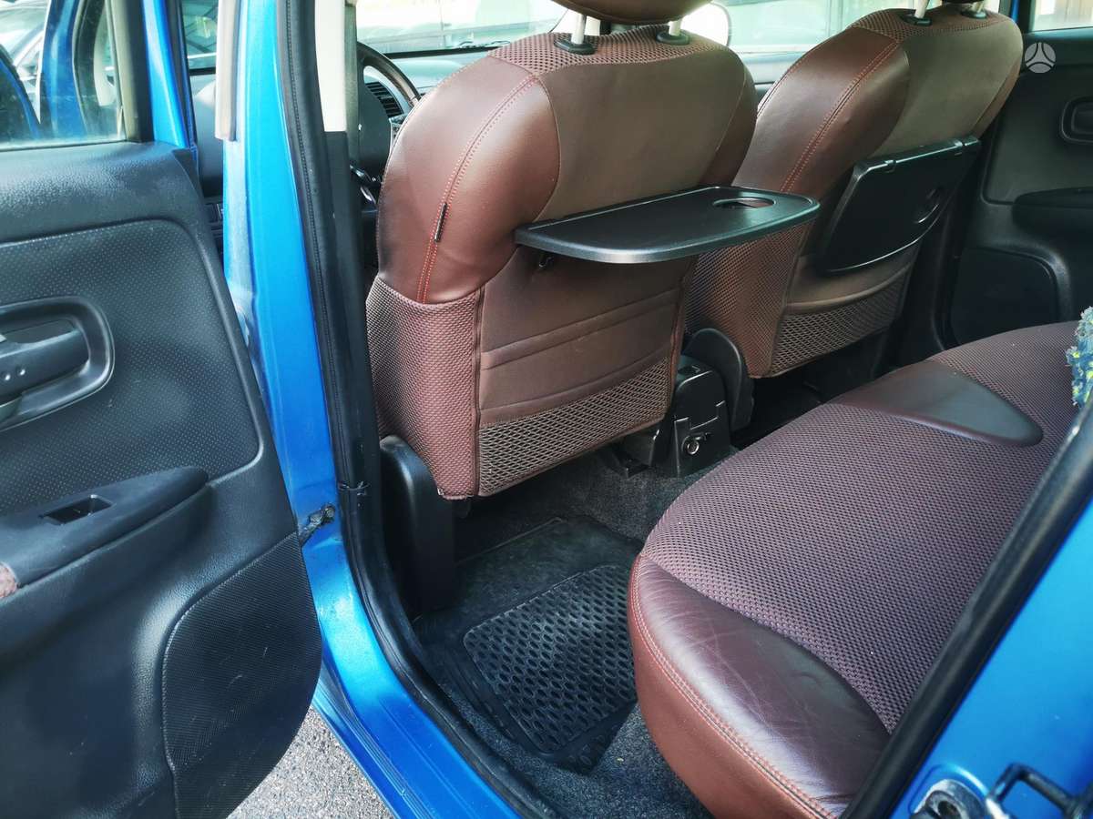 Nissan Note, 1.6 l., Хэтчбек