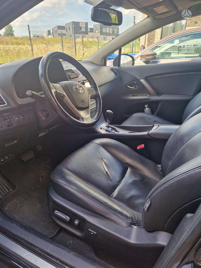 Toyota Avensis, 2.2 l., Универсал