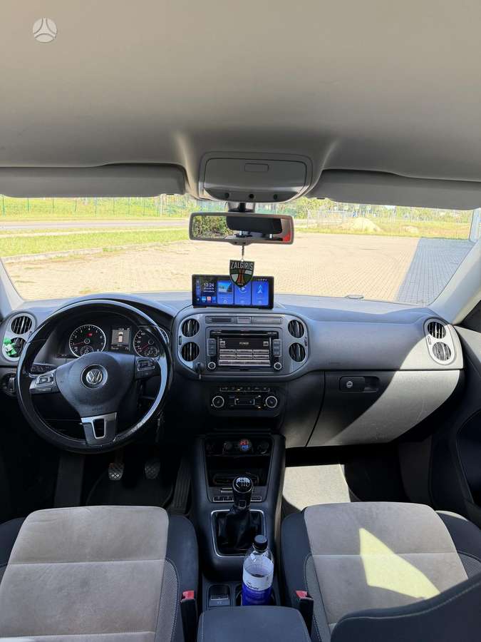 Volkswagen Tiguan - 6