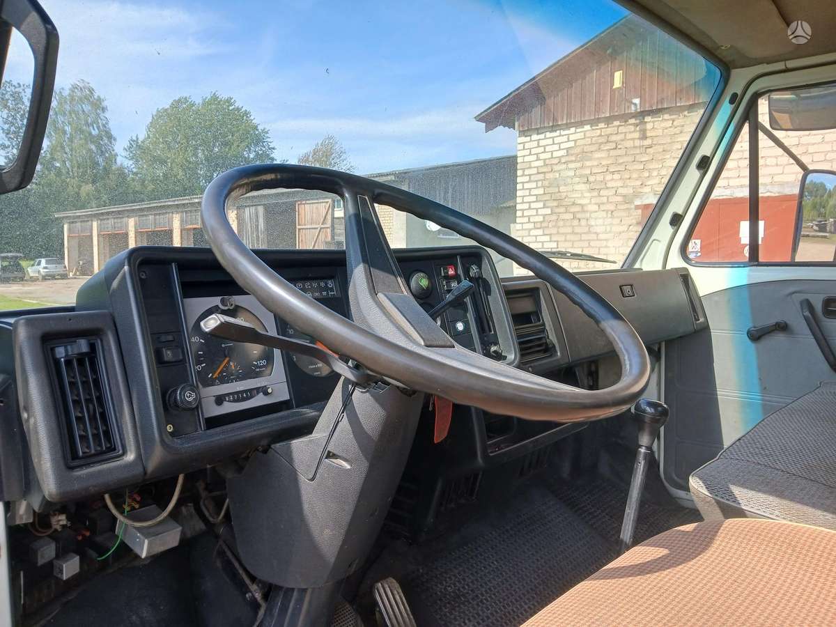 MAN 8.150, dropside trucks