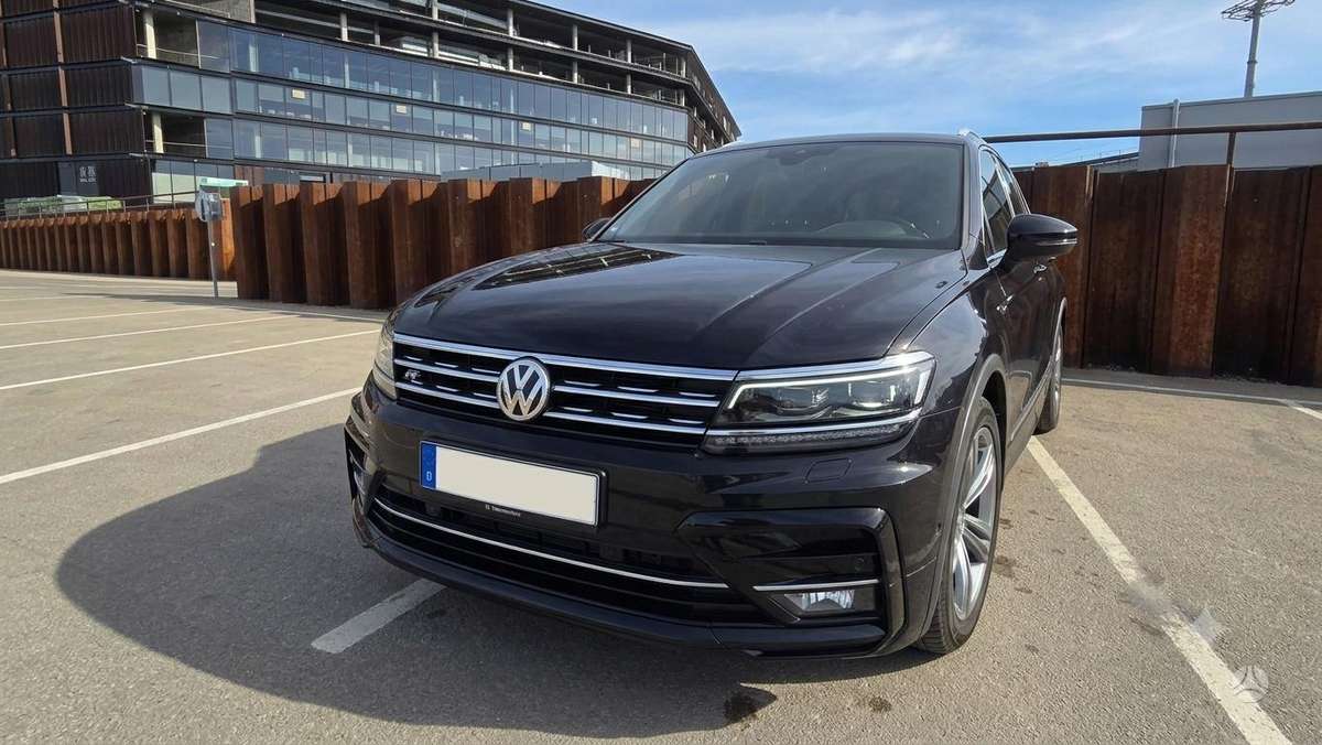 Volkswagen Tiguan - 6