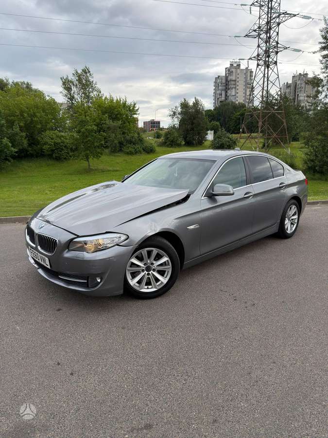 BMW 520, 2.0 l., sedanas