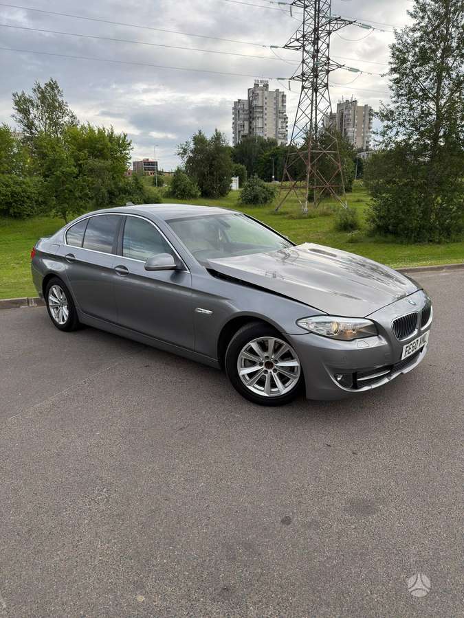BMW 520, 2.0 l., Седан