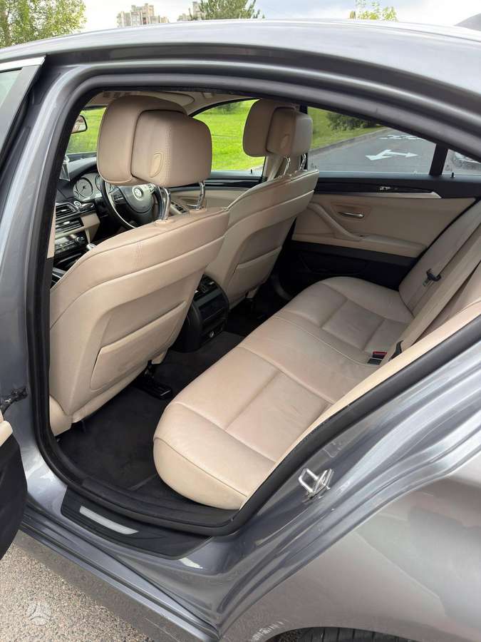 BMW 520, 2.0 l., sedanas