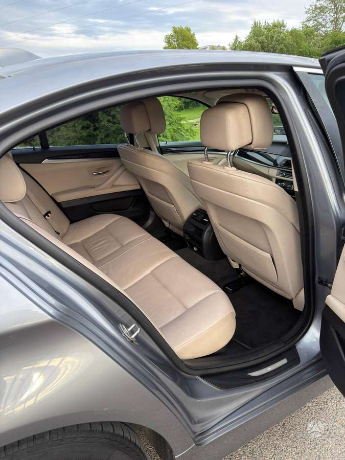 BMW 520, 2.0 l., sedanas