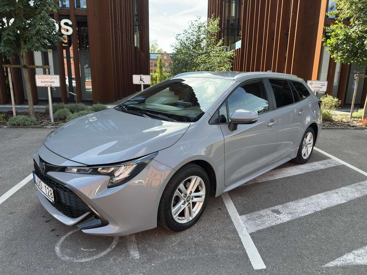 Toyota Corolla, 1.2 l., Универсал