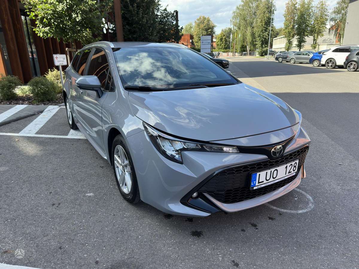 Toyota Corolla, 1.2 l., Универсал