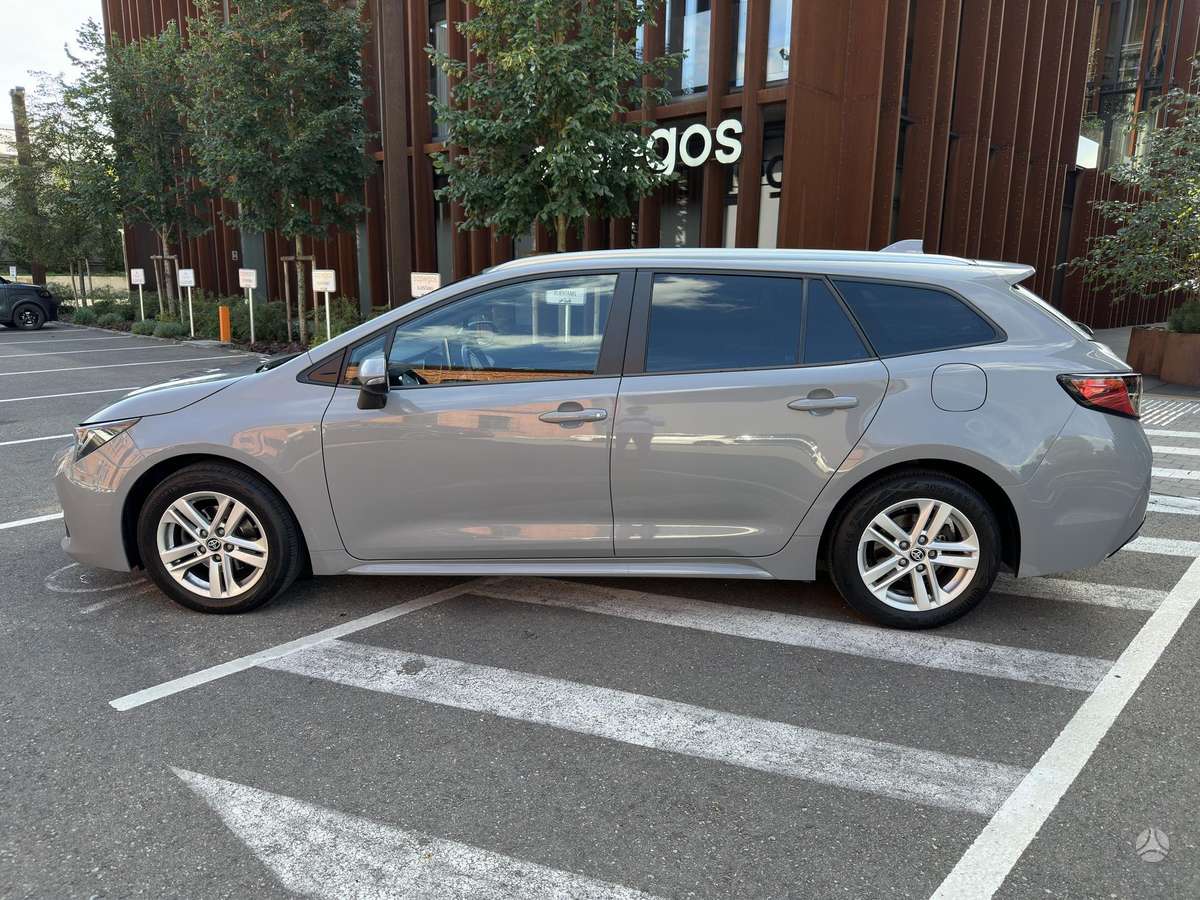 Toyota Corolla, 1.2 l., Универсал