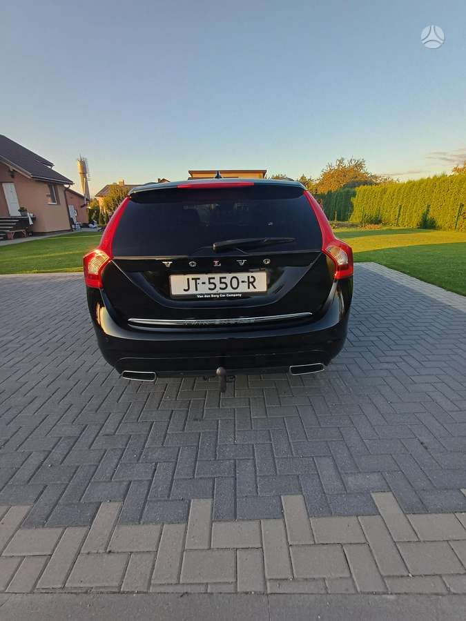 Volvo V60 - 11