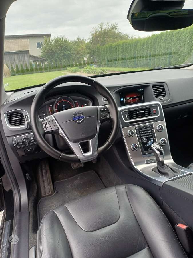 Volvo V60, 2.4 l., Универсал