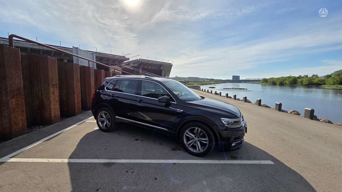 Volkswagen Tiguan - 5