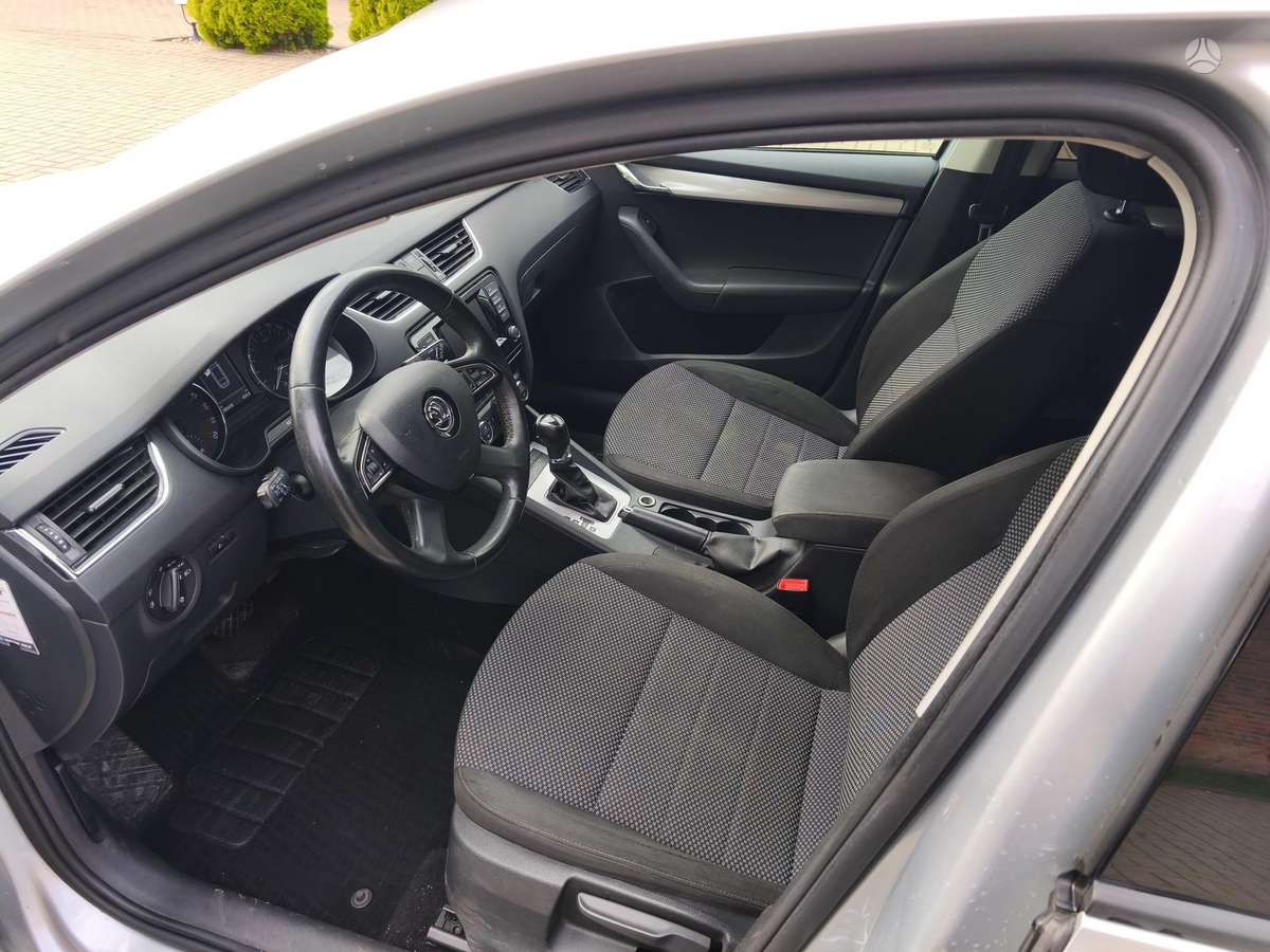 Škoda Octavia - 10