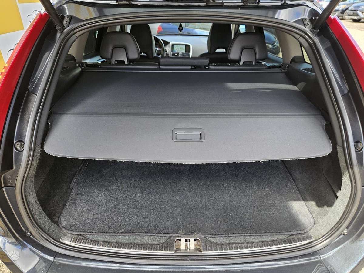 Volvo XC60 - 10