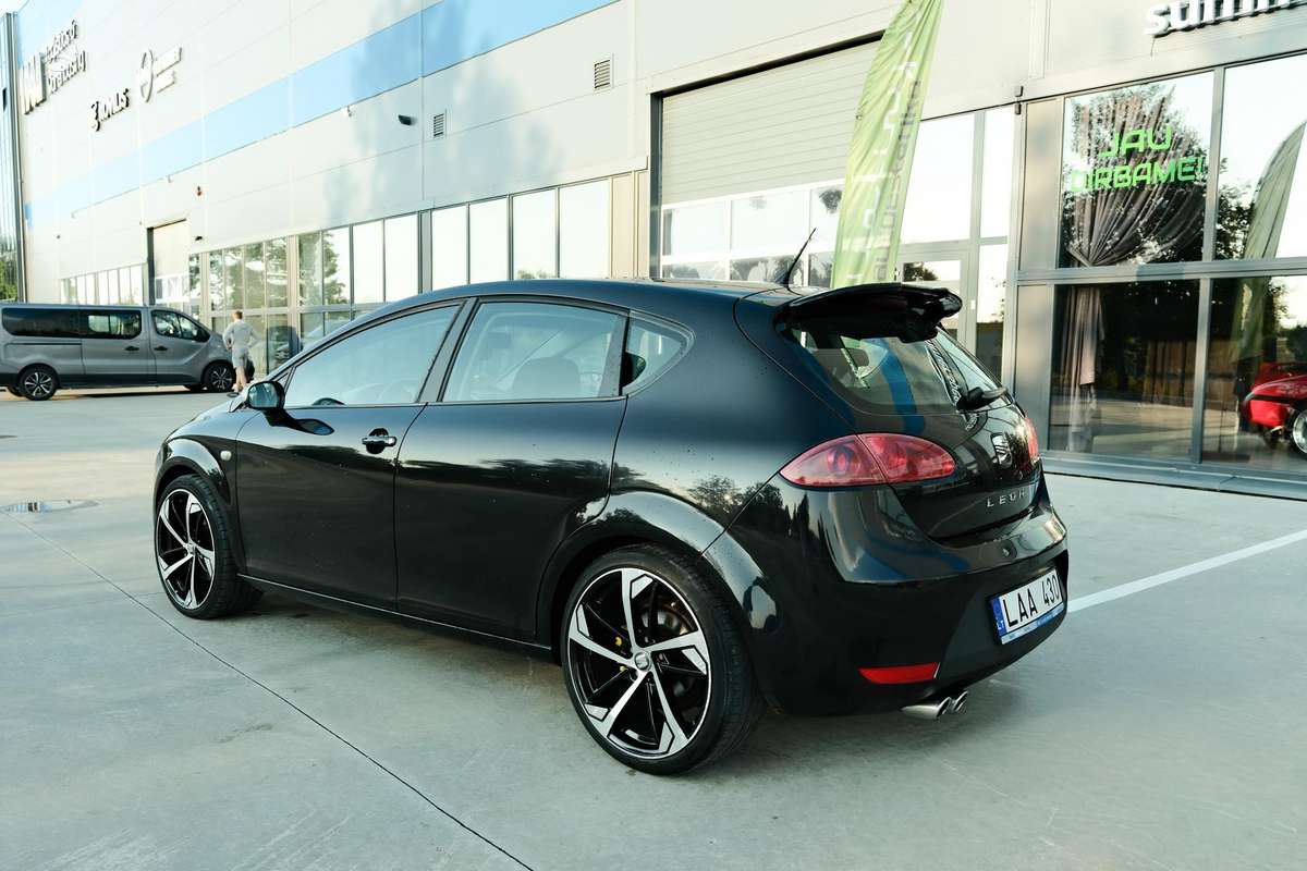 Seat Leon, 2.0 l., Хэтчбек