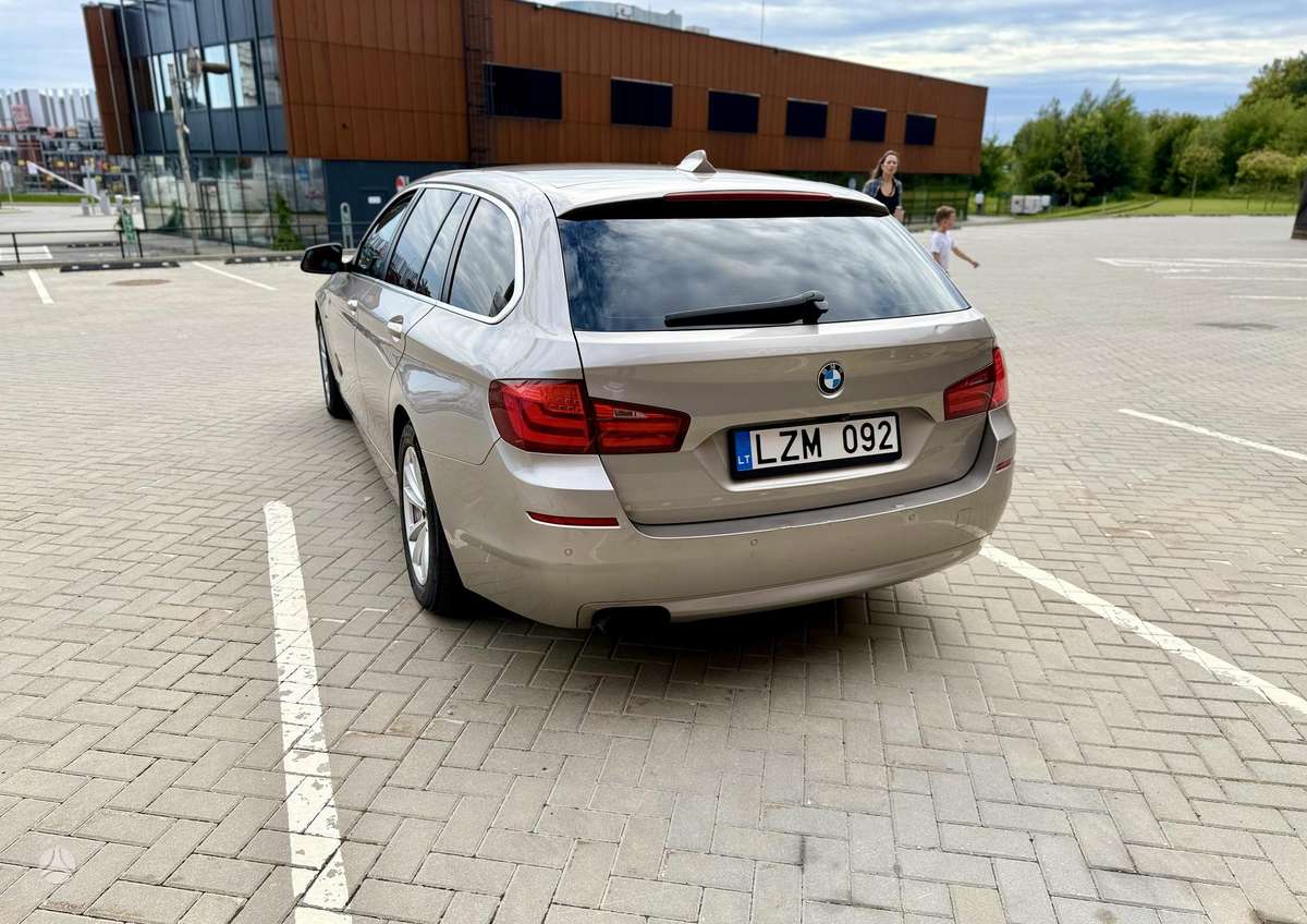 BMW 520, 2.0 l., wagon