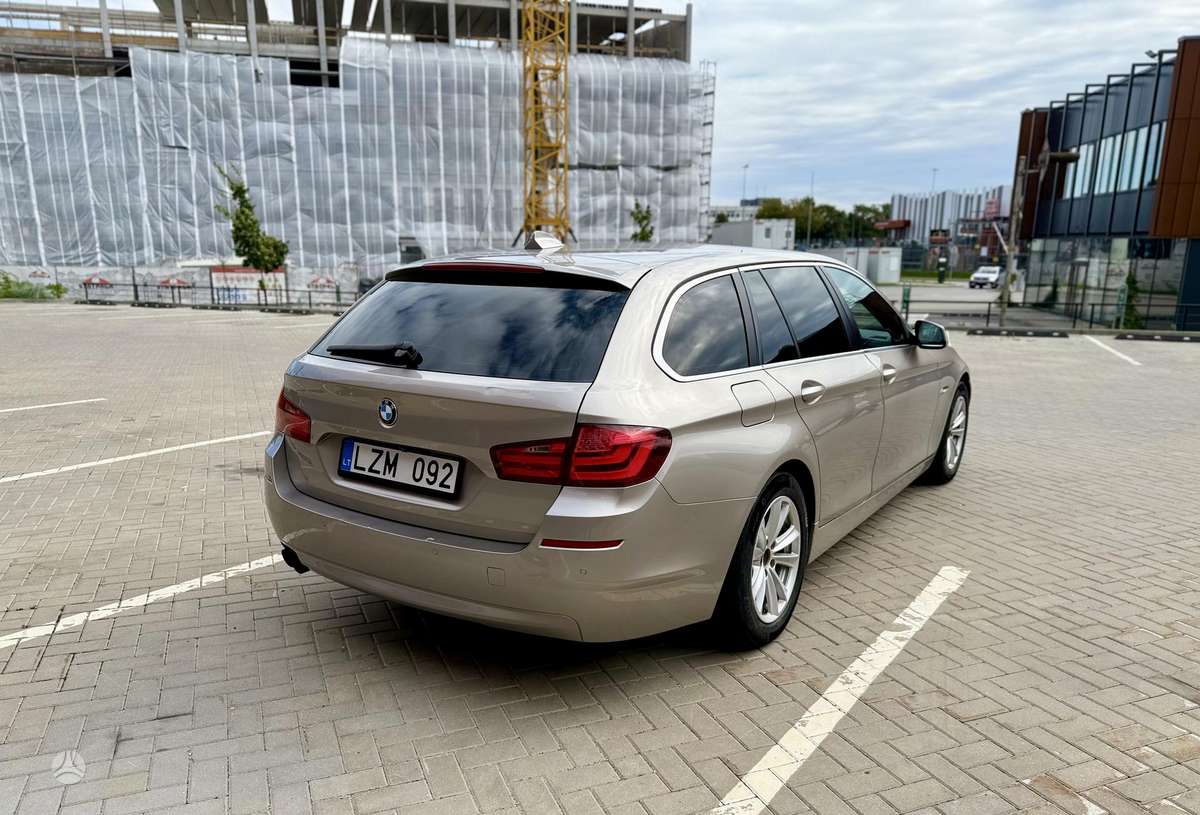 BMW 520, 2.0 l., wagon