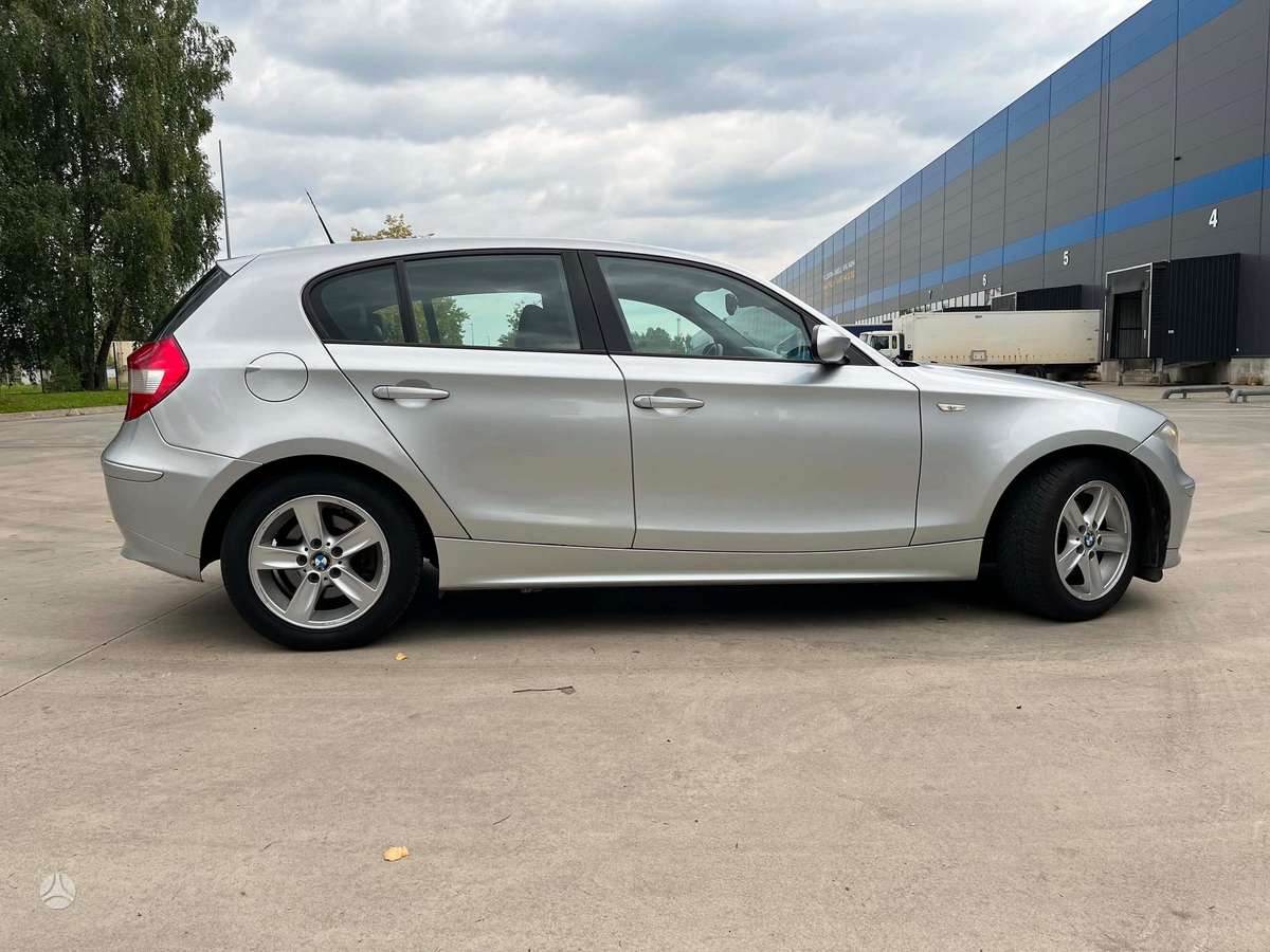 BMW 120, 2.0 l., Хэтчбек