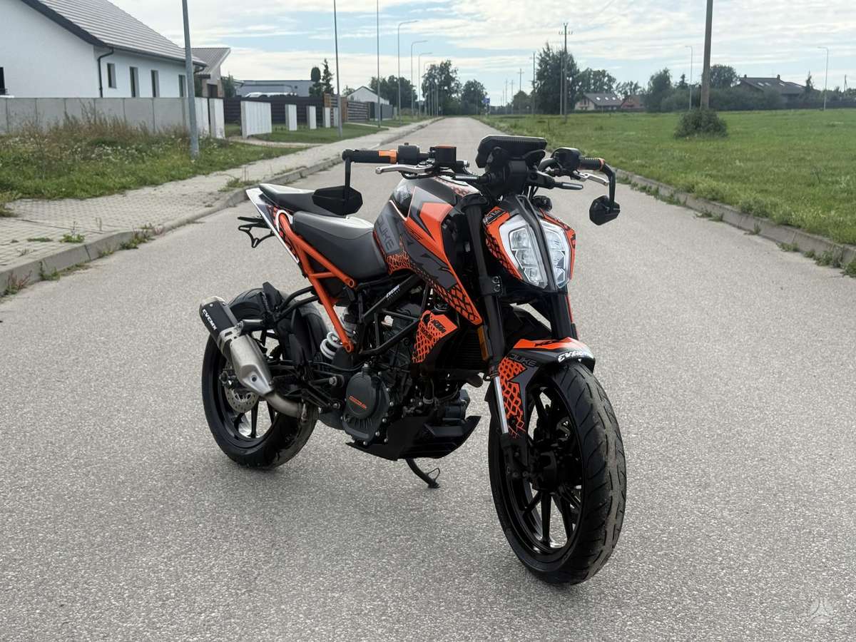KTM Duke 125cc, street / classic