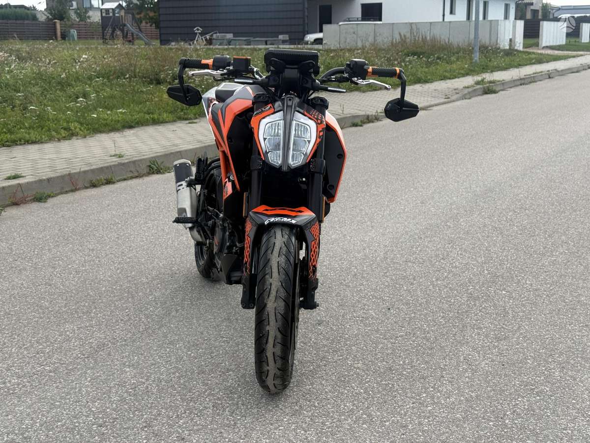 KTM Duke 125cc, street / classic