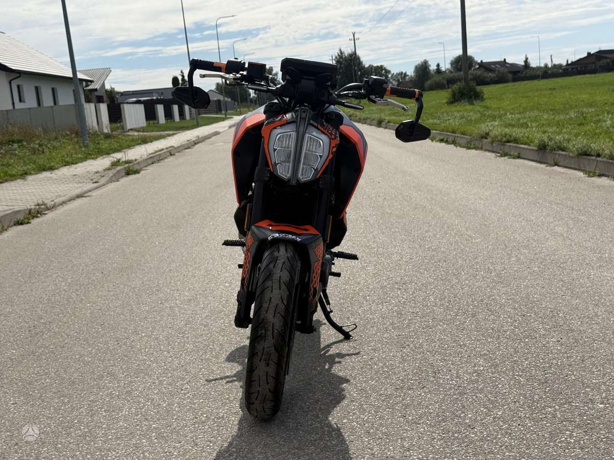 KTM Duke 125cc, street / classic
