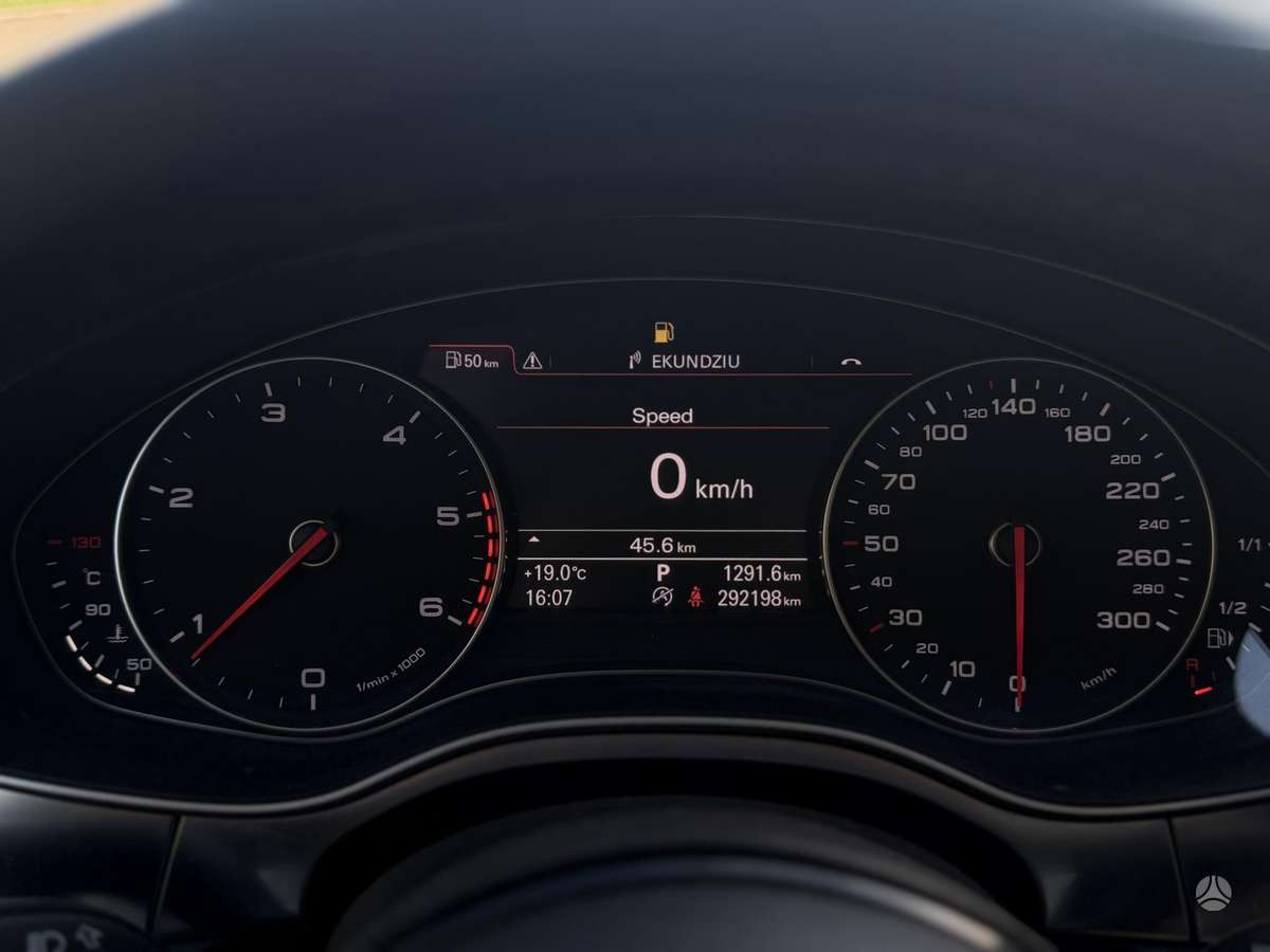 Audi A6, 2.0 l., universalas