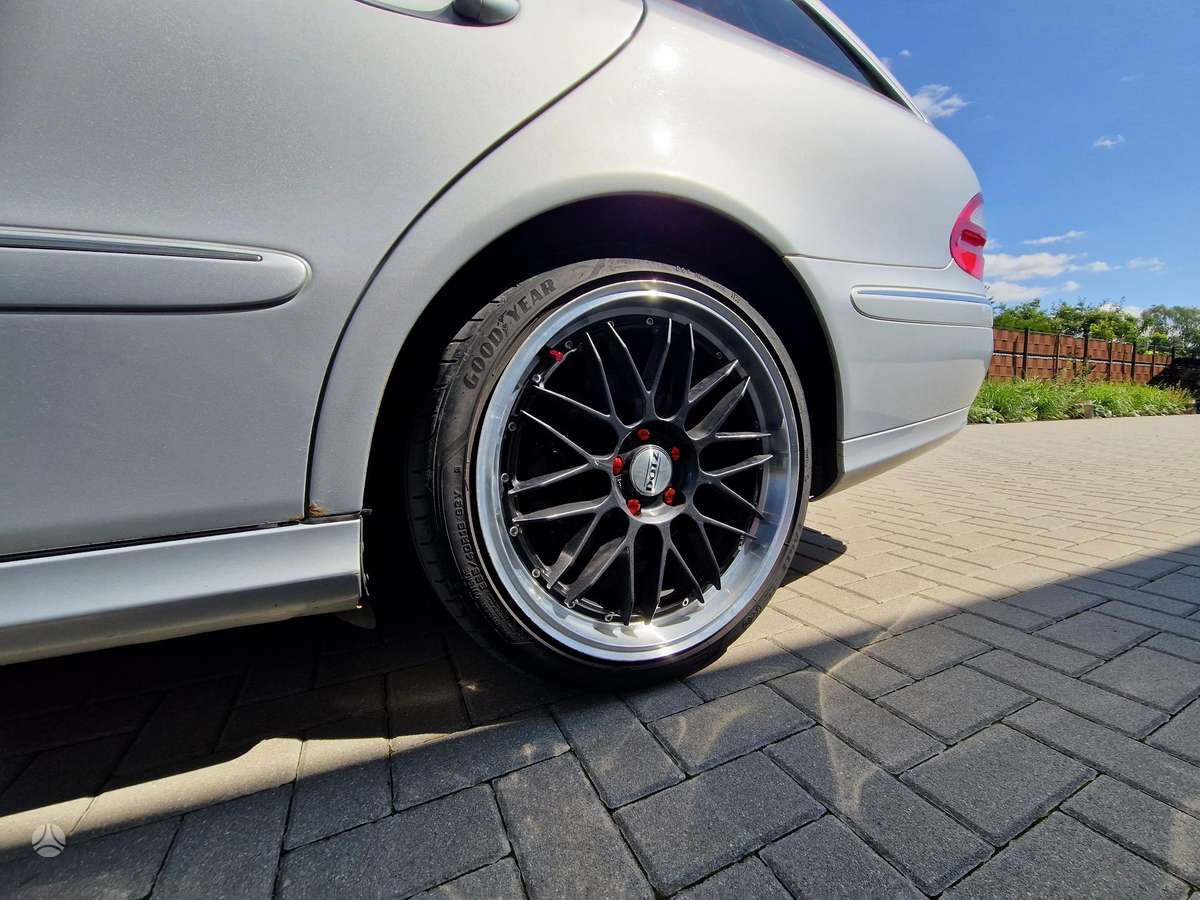 Mercedes-Benz E320, 3.0 l., Универсал