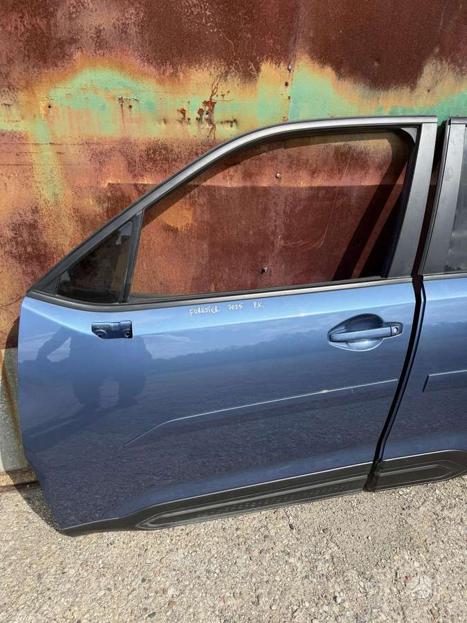 Subaru Forester Detales galime siusti