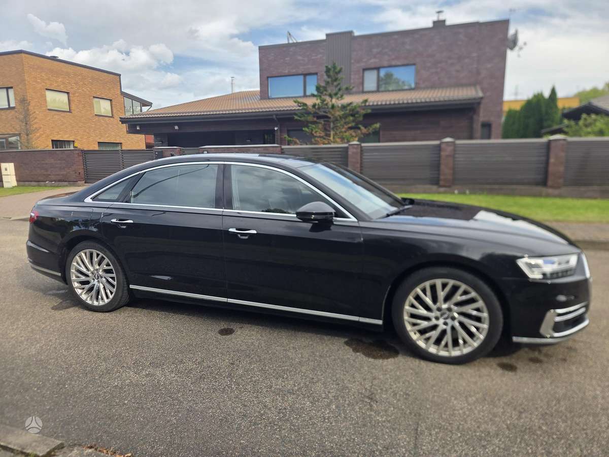 Audi A8, 4.0 l., Седан