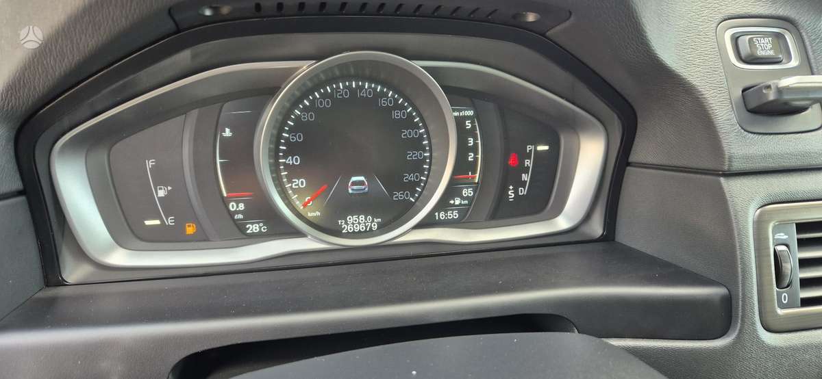 Volvo XC70, 2.0 l., Универсал